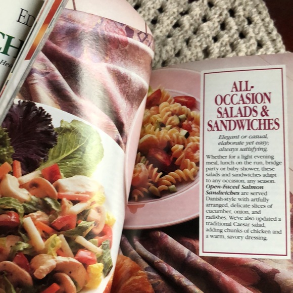 Pillsbury Most Requested Recipes: Chicken & Fish Cookbook - 1991 - Picture 7 of 9